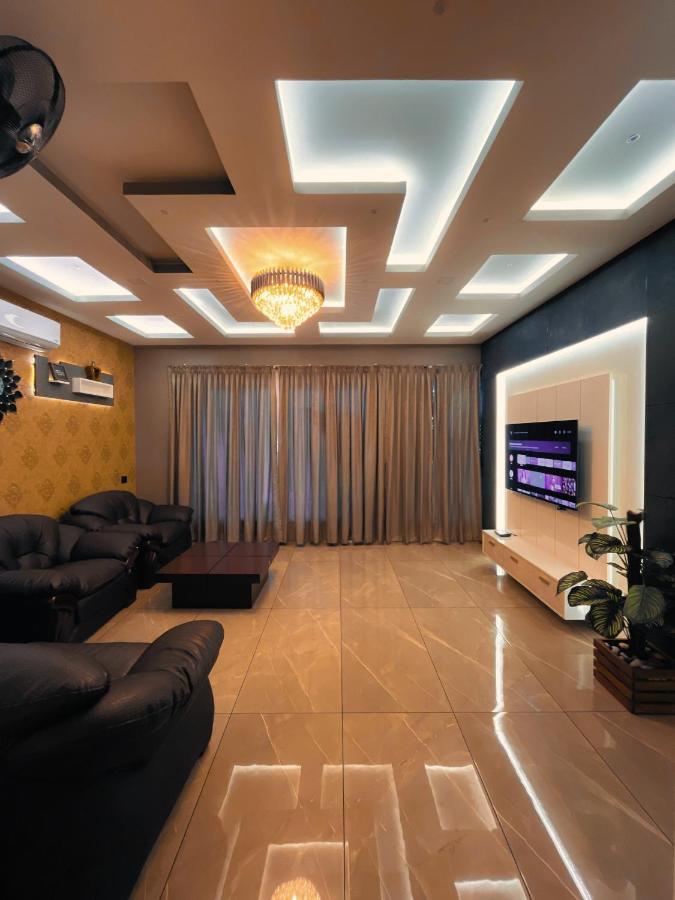 Bbc Luxury Apartments Perintalmanna Exterior foto