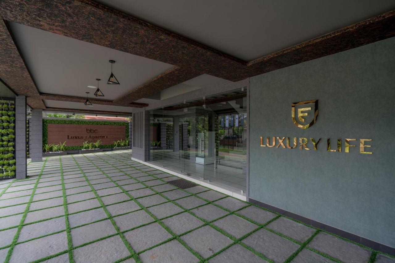 Bbc Luxury Apartments Perintalmanna Exterior foto